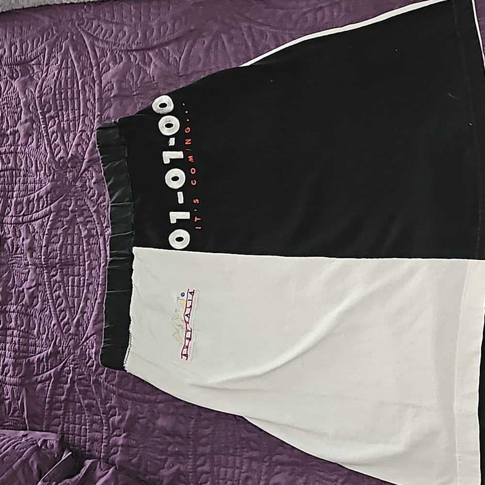 🤩ONE OF A KIND Vintage, Handmade T-shirt Skirt